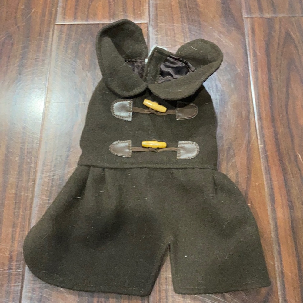 Adorable puppy coat size small fits 8 to 12 pounds